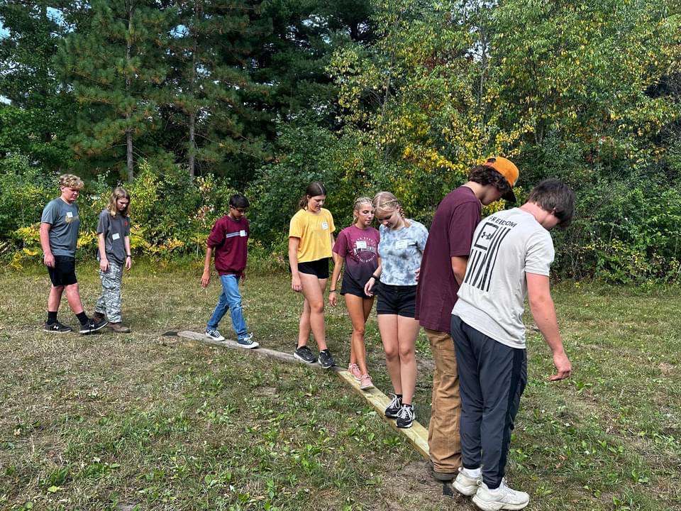 Link Crew Guides Freshmen in the Forest