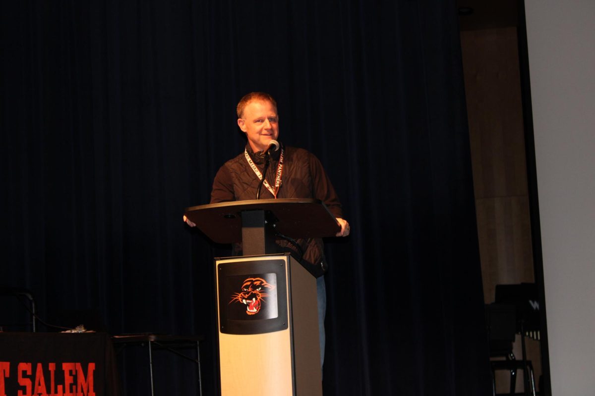 Randy Hughes speaks to WSHS students and staff after being recognized as the 2025 Neshonoc Dedicatee.